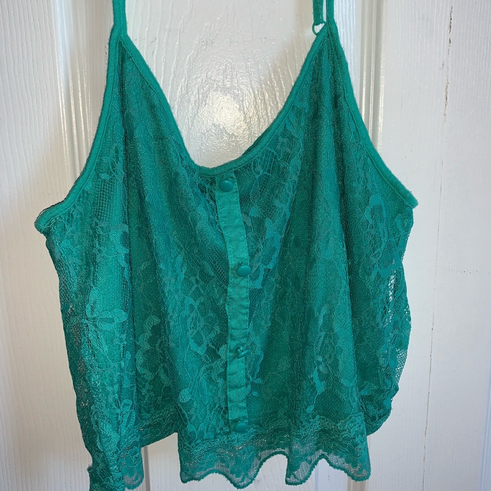 Floral Lace Crop Top